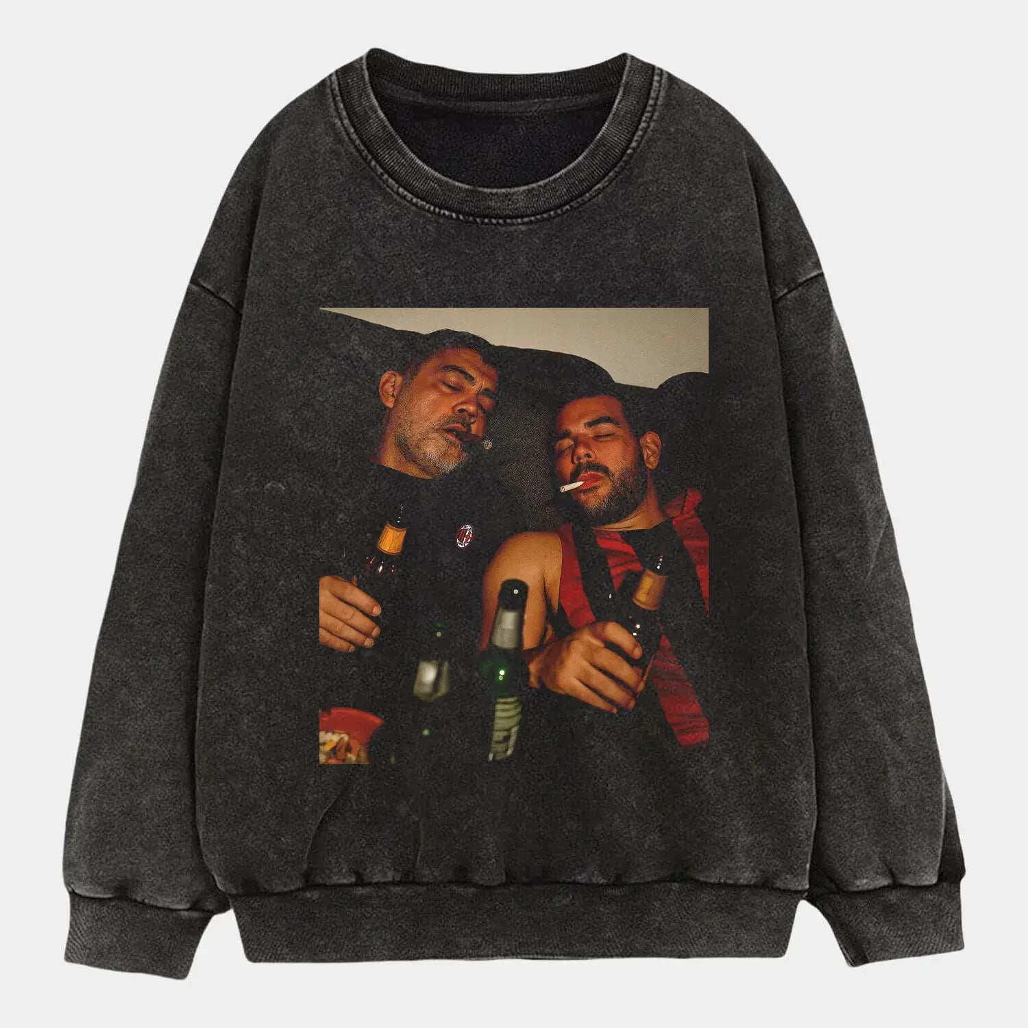 A.C. Milan V2 Tee Hoodie, Sweatshirt | CiraTrend.com (Image 3)
