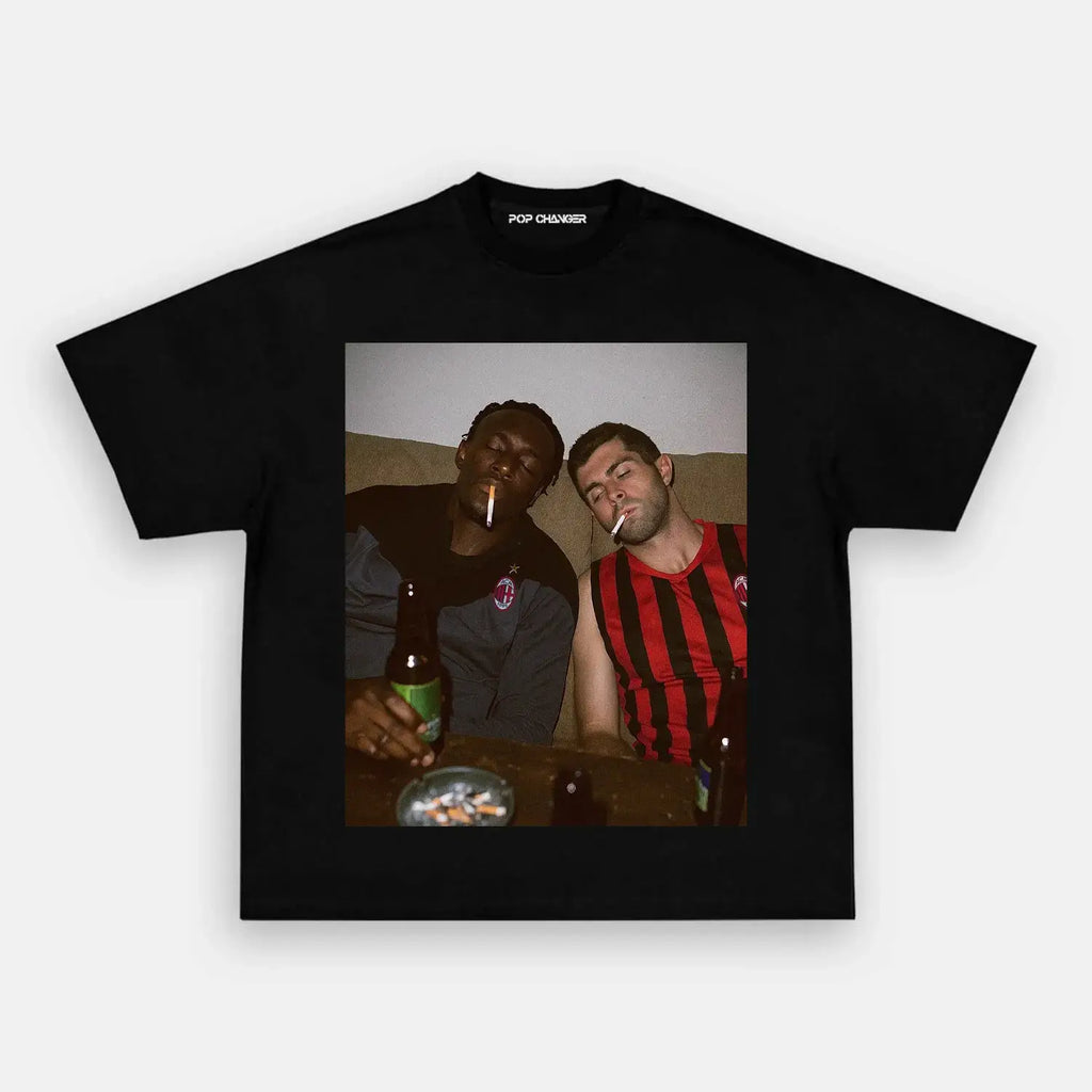 A.C. Milan V3 Tee Hoodie, Sweatshirt | CiraTrend.com (Image 1)