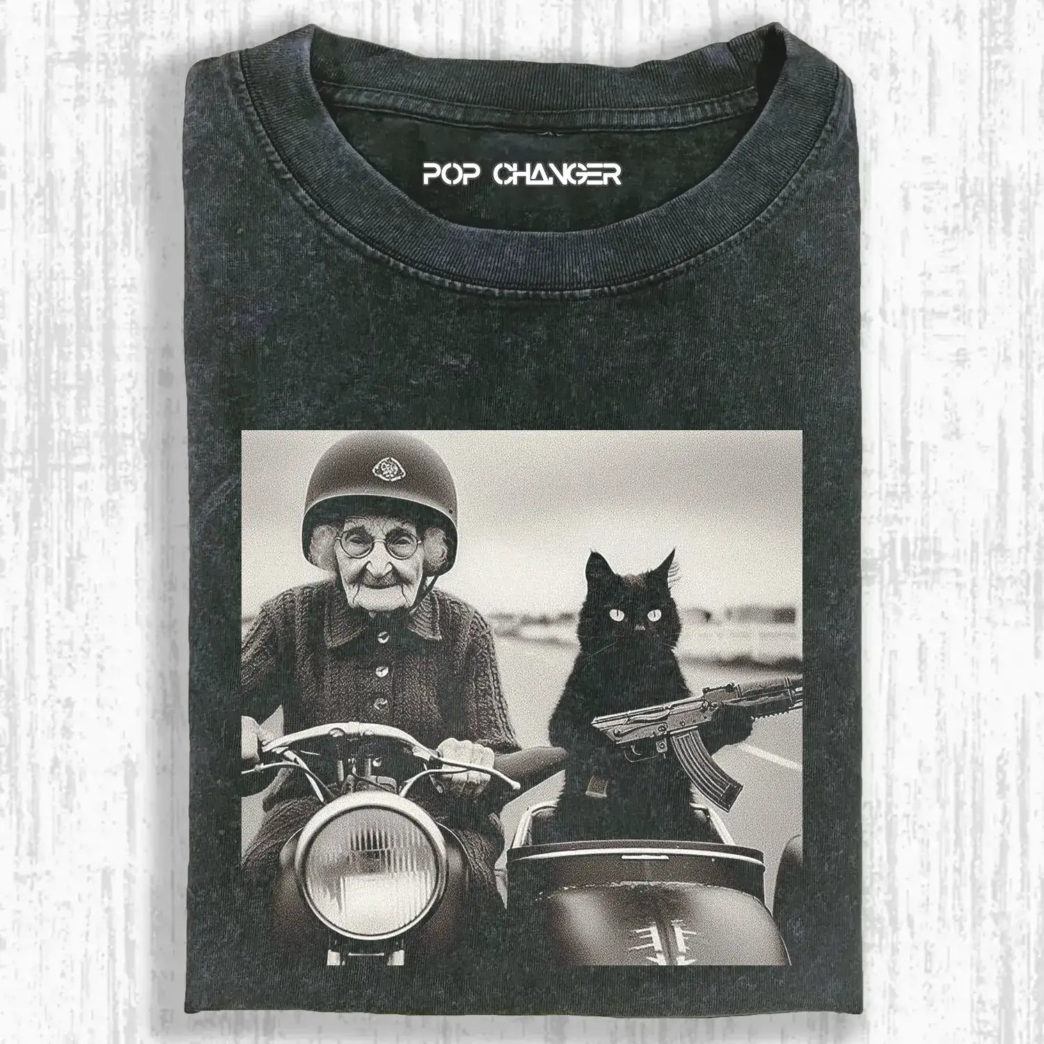 GRANDMA AND CAT TEE Hoodie, Sweatshirt | CiraTrend.com (Image 4)