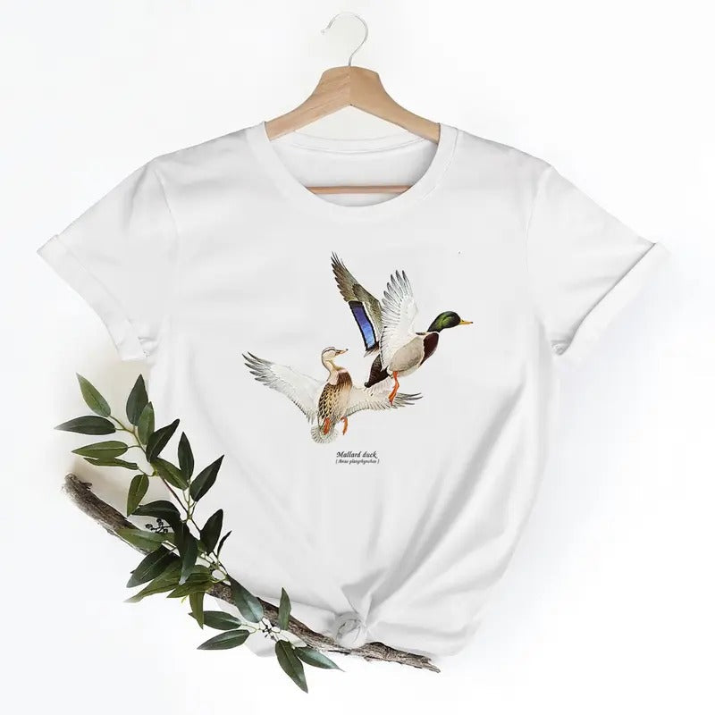 Mallard Duck Hunting Season Graphic T-shirt Vintage Mallard Duck husband wife Gift For Unisex  Hoodie Sweatshirt Pullover...
