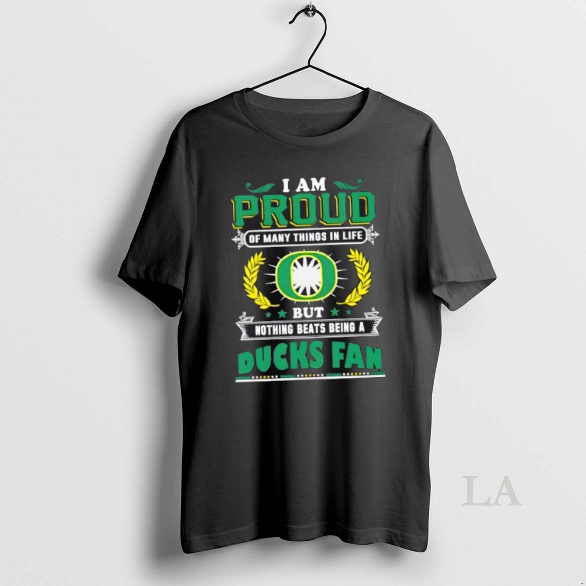 Original I Am Proud Of Many Things In Life But Nothing Beats Being A Oregon T-Shirts, Hoodie, Sweatshirt | CiraTrend.com